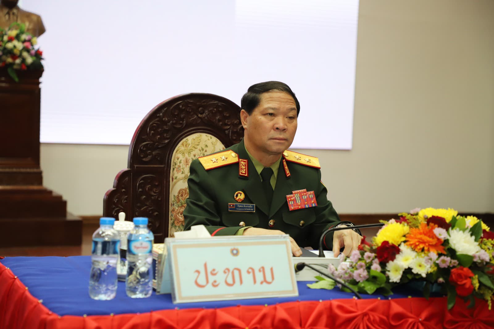 ກົມໃຫຍ່ການເມືອງກອງທັບສະຫຼຸບການກໍ່ສ້າງໜ່ວຍພັກປອດໃສ, ເຂັ້ມແຂງ, ໜັກແໜ້ນ ປະຈຳປີ 2024