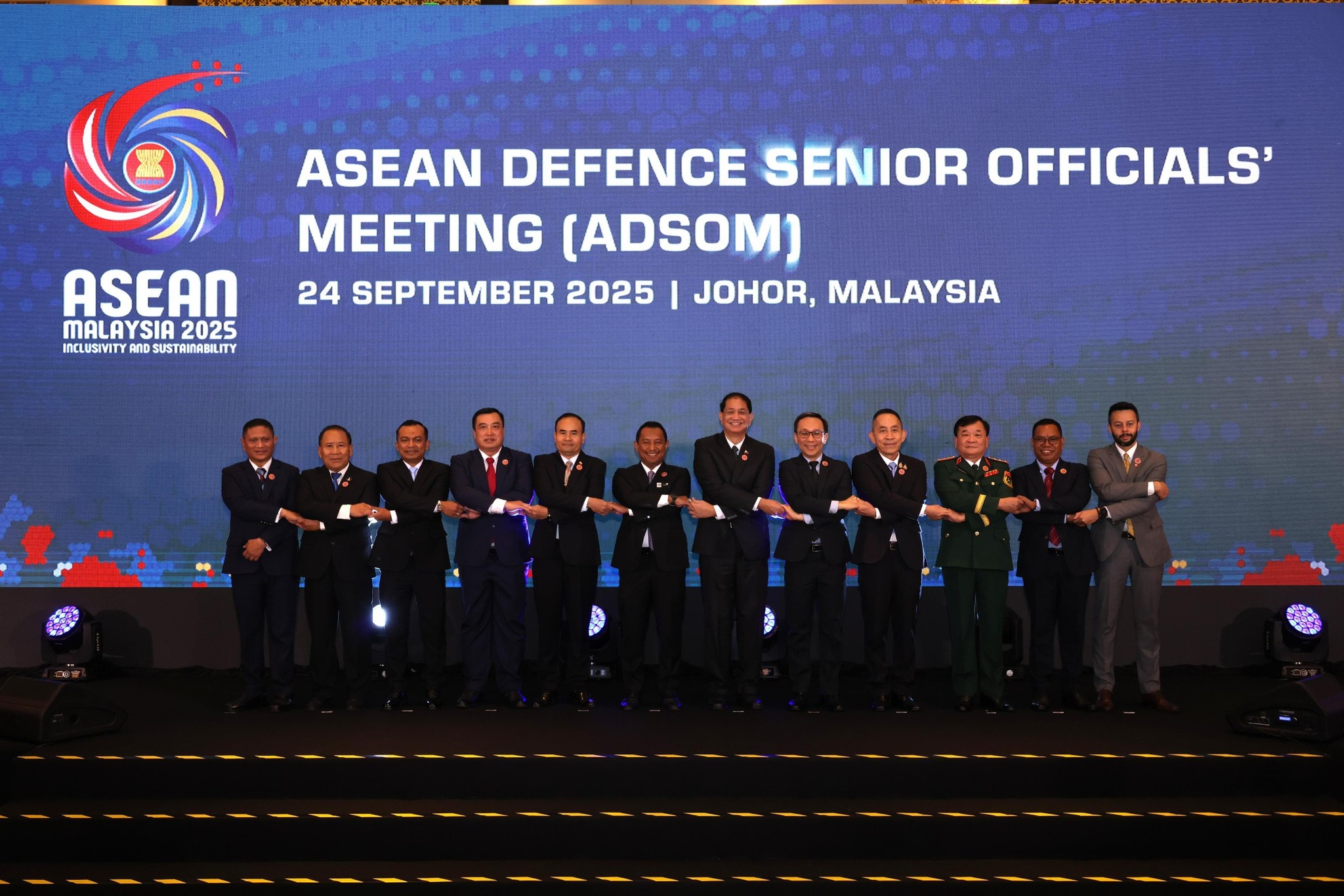 ຄະນະຜູ້ແທນ ກະຊວງປ້ອງກັນປະເທດ ເຂົ້າຮ່ວມກອງປະຊຸມເຈົ້າໜ້າທີ່ອາວຸໂສປ້ອງກັນປະເທດອາຊຽນ ທີ່ ມາເລເຊຍ